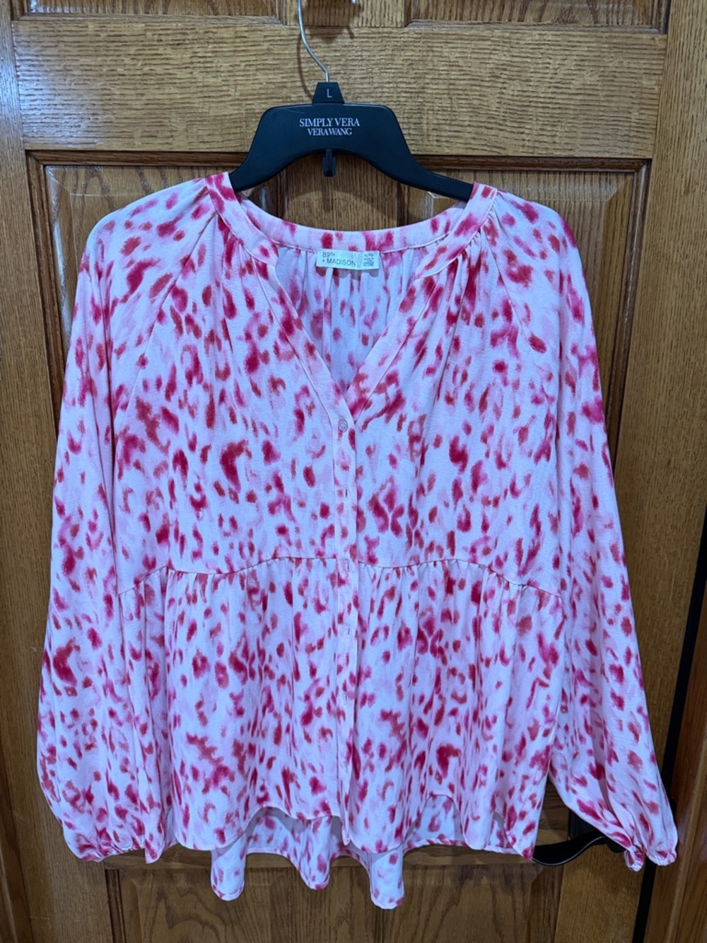 89th & Madison Red and White Printed V-Neck Peplum Tunic